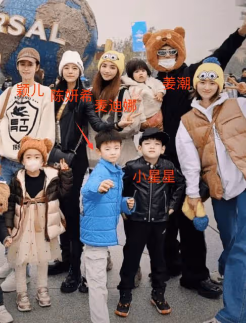 陳妍希穎兒帶娃游迪士尼,6歲小星星睫毛超長,化身小騎士好可愛
