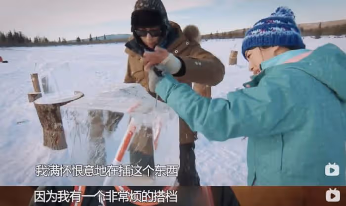朱珠:內娛第一性感活人,真美還是捧殺?