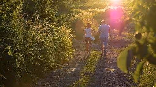 鳳凰男的自私:女兒你生的,你父母應該拿錢,我的錢要給我媽養老