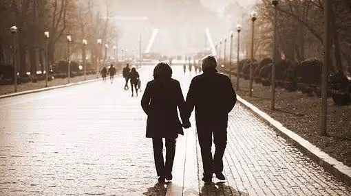 六十歲婆婆的婆媳之道:想與兒媳相處好,要做到「出錢、不出現」
