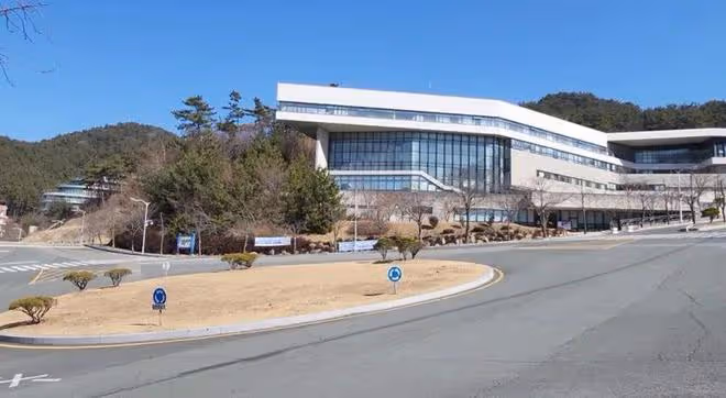 傳聞中國人留學生最多的釜山大學是？