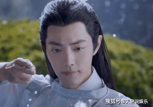 《玉骨遙》時影喜歡朱顏嗎?時影為朱顏甘願受雷火之刑