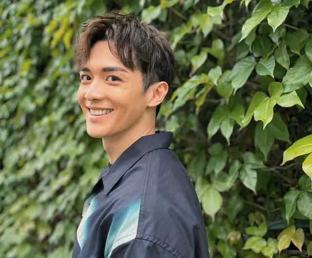 恭喜!TVB帥氣小生連播三劇火速上位,嫲嫲是已故知名老戲骨