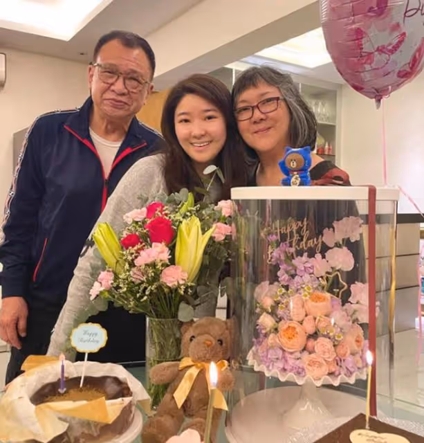 許紹雄宣布女兒12月結婚!將大擺60桌備8套禮服,千萬豪宅做嫁妝