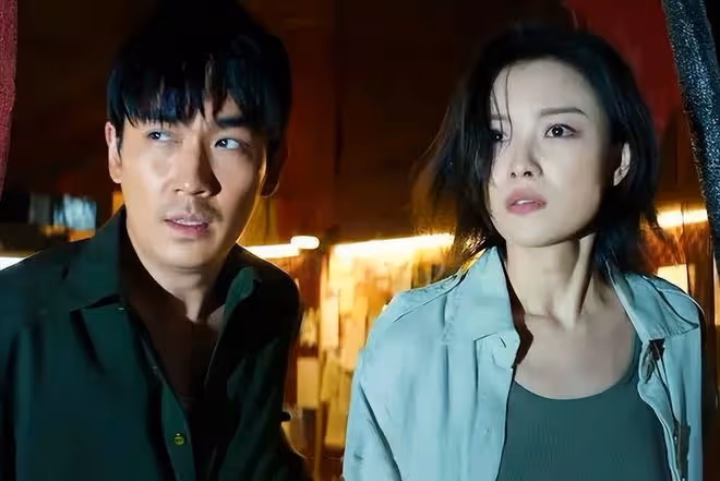 《消失的她》破23億後,「奇怪」現象發生了,朱一龍果然沒有說錯