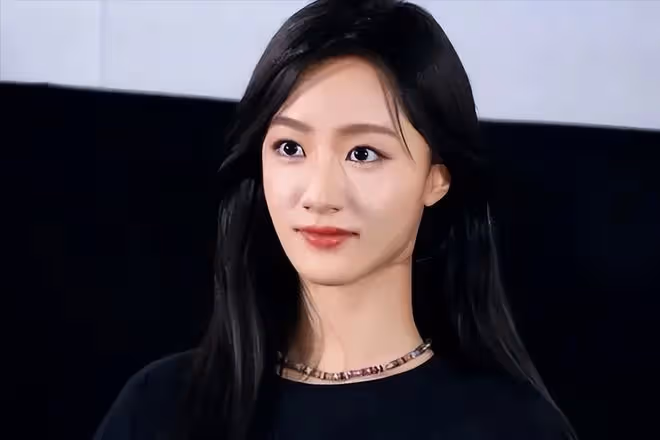 《消失的她》破23億後,「奇怪」現象發生了,朱一龍果然沒有說錯