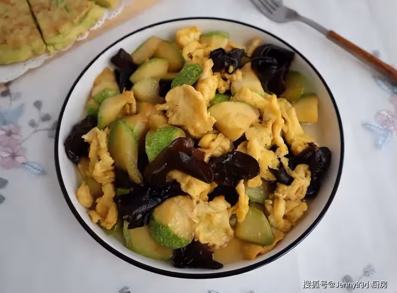 夏天我家最饞這5道素菜,健康不油膩,三天兩頭做一次,回回光碟
