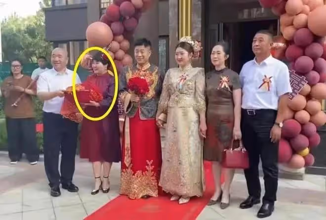 劉能妻子:曬繼子結婚照,被嘲沒前妻漂亮沒格局,其本尊親自回應