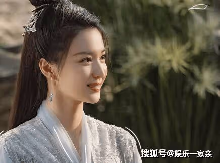 《玉骨遙》朱顏救的小鮫人是誰？《玉骨遙》白雪鷺喜歡時影嗎？