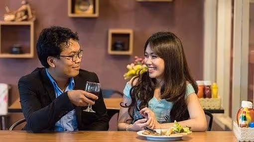 "我哥家三個孩子,每人一千塊"鳳凰男的大方,終結了自己的婚姻