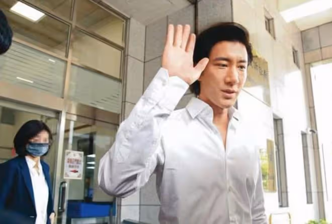 王力宏:對媒體還是很友好的,李靚蕾現身時卻不這樣,故意擺著臉