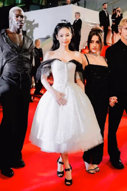 Jennie出演的《偶像》即將在韓國上映,首次挑戰演技就備受爭議?
