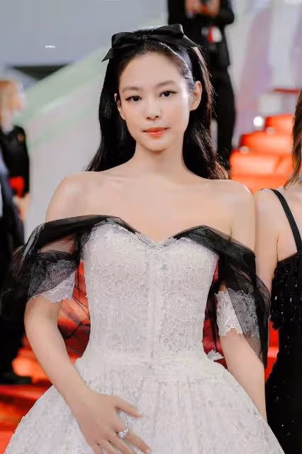 Jennie出演的《偶像》即將在韓國上映,首次挑戰演技就備受爭議?