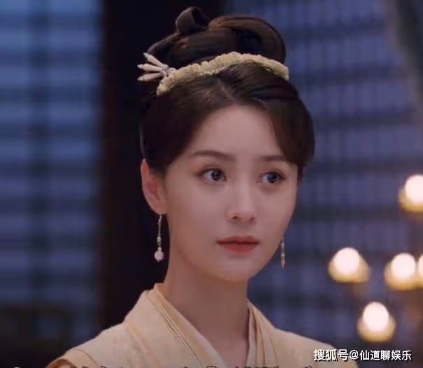 《長風渡》柳玉茹生下女兒顧甜甜,顧九思抱著不散手,洛子商羨慕哭
