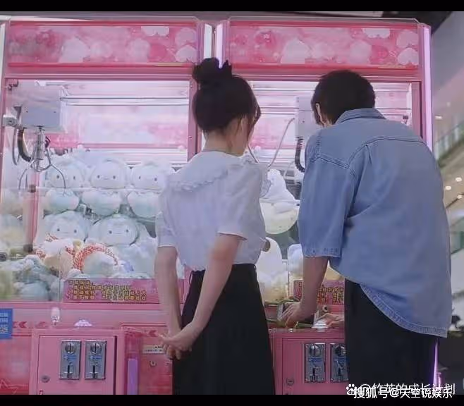 《偷偷藏不住》「老男人」段嘉許憑什麼抱得美人歸?憑實力