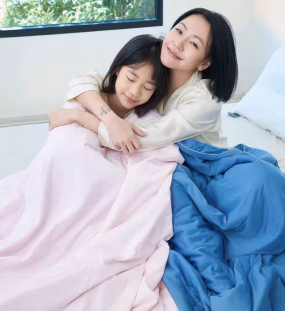 小S不受風波影響,攜11歲小女兒拍廣告,許老三氣質大變超像媽媽