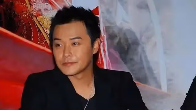 公開支持「一夫多妻」，結婚6年出軌6次，還是花心才子最懂女人心