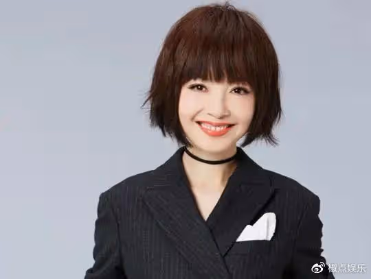 陳魯豫罕見現身義大利避暑！身材瘦成製片人惹爭議，並稱從不吃主食