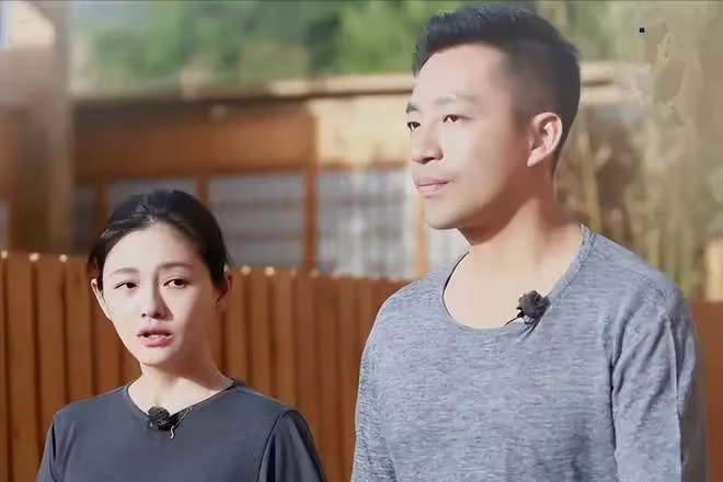 汪小菲直播赴台接娃回北京,玥兒迫不及待跟爸走,大S默許不敢言