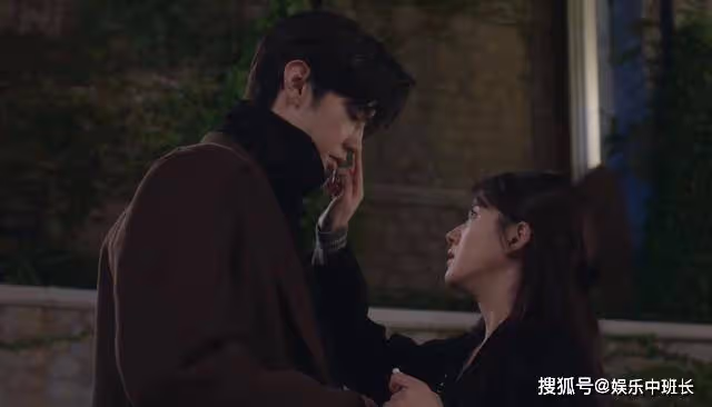 《偷偷藏不住》為夫秒變悍婦!桑稚的面具被撕下後,才懂嘉許被騙了