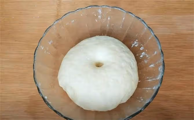 發麵餅夏天這樣做,無水無油,鬆軟香甜,比月餅簡單,比蛋糕好吃