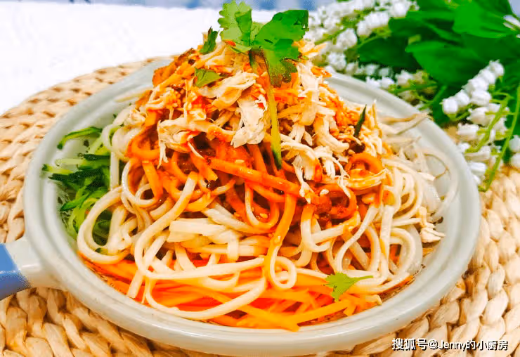 天熱不想做飯,試試這4款簡單的麵食,省時省力又好吃,老少皆宜