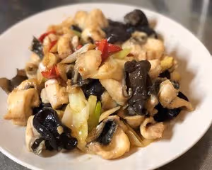 深得老媽真傳的                   爆炒黑魚片