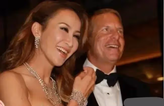 李玟抑鬱症自殺搶救3天還是走了,老公出軌繼女背叛,她太痛苦了