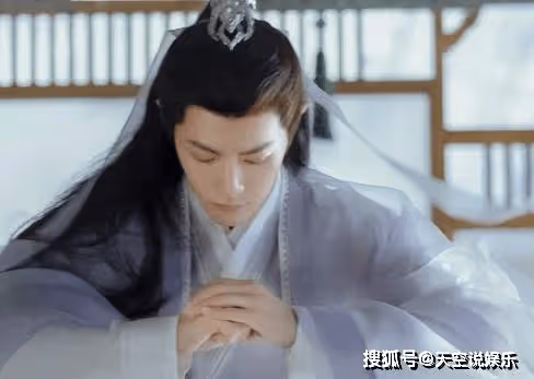 《玉骨遙》扮演時影父親的是哪個演員？《玉骨遙》時影為什麼喜歡朱顏？