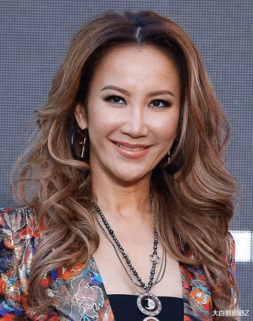 歌手李玟輕生,搶救無效離世,網友:快告訴我這是假的!
