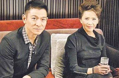 幫劉德華還4千萬債務,晚年被子女啃老破產,如今被華仔寵上天:我養她一輩子