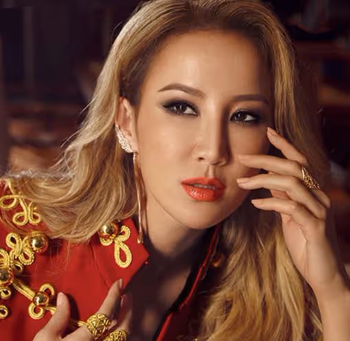 歌后李玟慘遭自殺!最後1秒畫面震撼曝光,老公疑為奪產急回香港