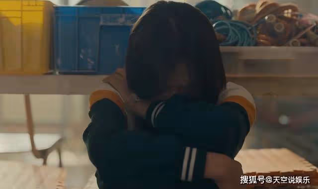 《追光的日子》高考無望?371的荒唐分數,詐出了任真的隱晦病情