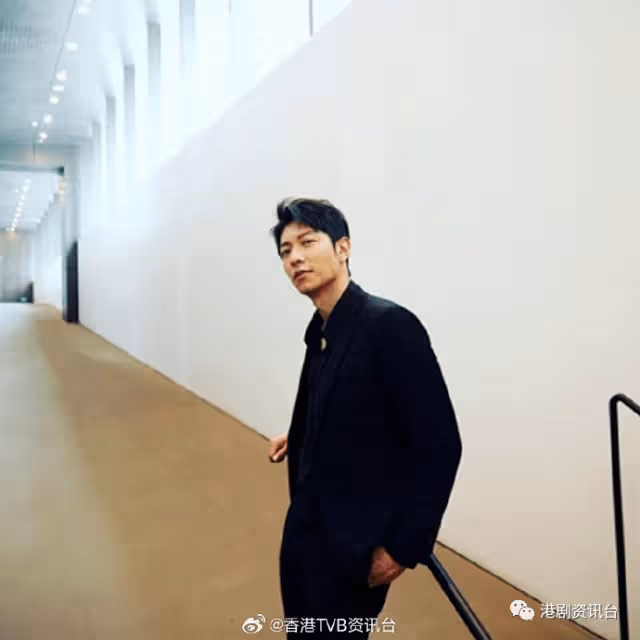 與港姐冠軍一起逛超市被拍！TVB小生積勞成疾生蛇拮屁股