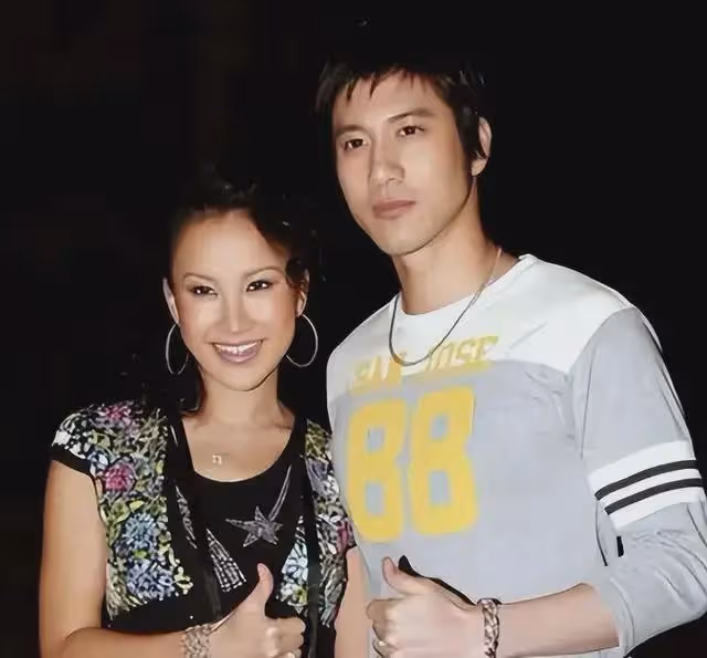 李玟姐姐怒了!打臉李玟老公的謊言,李玟在醫院等到老公最後一刻