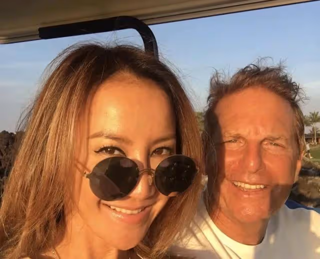 姐姐指李玟的死穴是將丈夫當成爸爸,曝八旬母親不吃不睡情況很差
