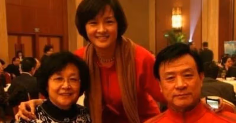 弟弟交通事故身亡！沒想到3年後「守寡的弟媳卻懷孕了」 得知「孩子的爸爸是誰後」全家哭成一片