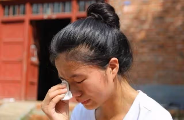 老公婚前答應「把薪水給我管」我才放心嫁！　婚後卻全交給婆婆「我不吵不鬧一招無聲反抗」換他們急了