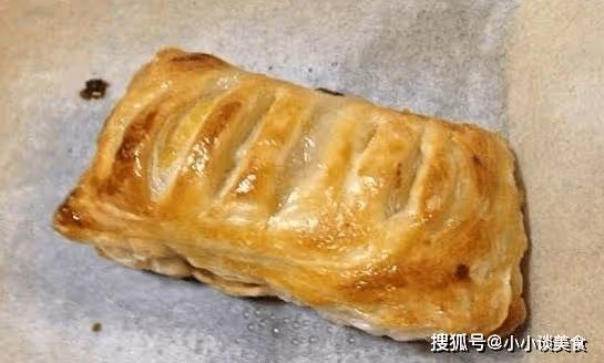 香蕉直接吃膩了,做成這款零食,外酥里軟,孩子特別喜歡吃~