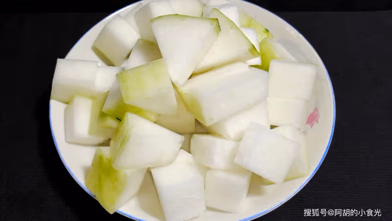 冬瓜和它絕配,給你意想不到的美味!能解暑、能解饞,湯泡飯更絕