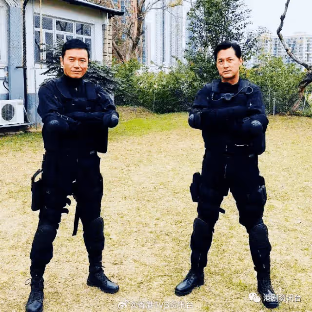 65歲苗僑偉愈老愈型秘訣曝光!內地網民蜂擁激贊:20歲小鮮肉都比唔上