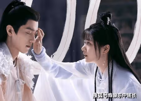 《玉骨遙》朱顏是鮫人嗎？《玉骨遙》時影和朱顏差幾歲？朱顏小時候扮演者是誰