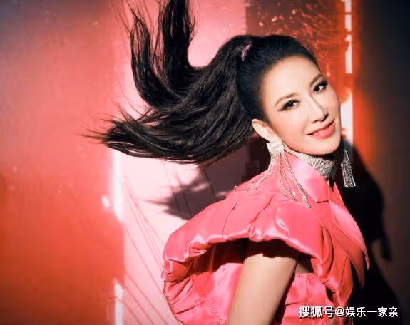 李玟姐姐:李玟腦死亡後母親仍不放棄,李玟自殺的原因是什麼?