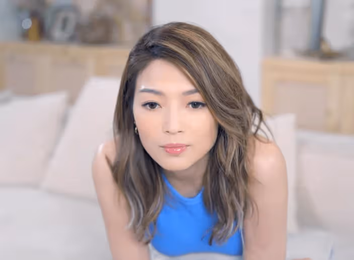突發!TVB女星內地開唱竟寫「出國表演」!網友怒批港獨!