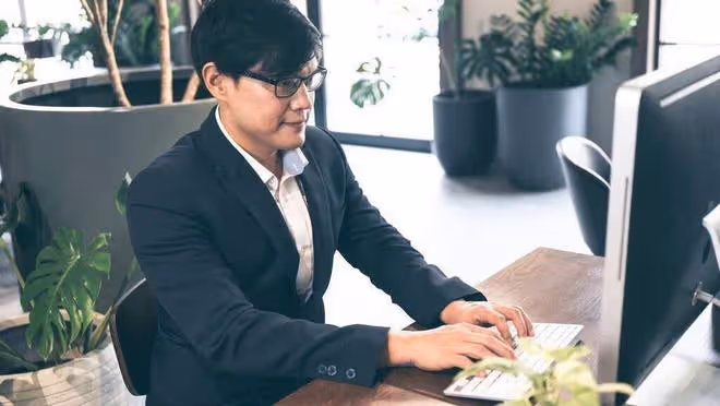 表弟出獄後就結婚,孩子幾個月妻子就跑了,表弟:我也不管了