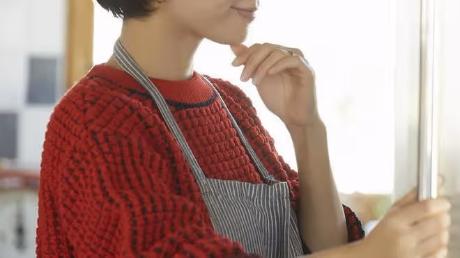 小伙花12萬彩禮娶二婚女，孩子剛出生就想離婚，男子：她太無情了