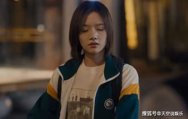 《追光的日子》高遠早戀了?對任真毫不掩飾地維護,不是愛而是救贖