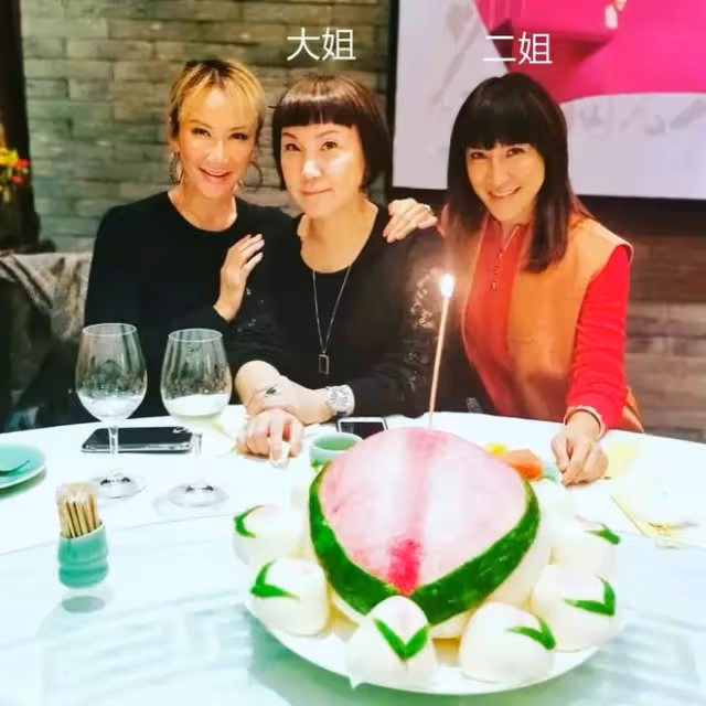 李玟二姐徹底開撕了！不顧情面揭開妹夫真實面目，更多信息被扒出