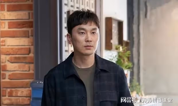 故事:蛋糕先給孫子吃,剩下給外孫女吃,女婿當眾讓岳母下不來台