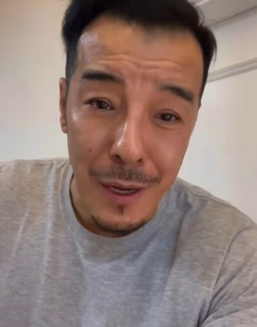52歲男星被曝不滿老演員稱呼,向記者吐口水!本人急發視頻澄清